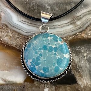 2155 Chic Blue Stone Necklace with Silver Accents